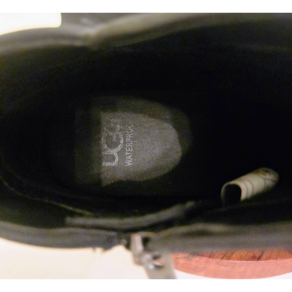 UGG Aureo II Waterproof Suede Side Zip Ankle Boot Black Size 8 - Picture 7 of 9